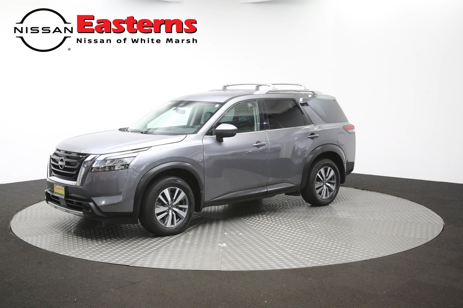 Used 2024 Nissan Pathfinder SL AWD/4WD image 59
