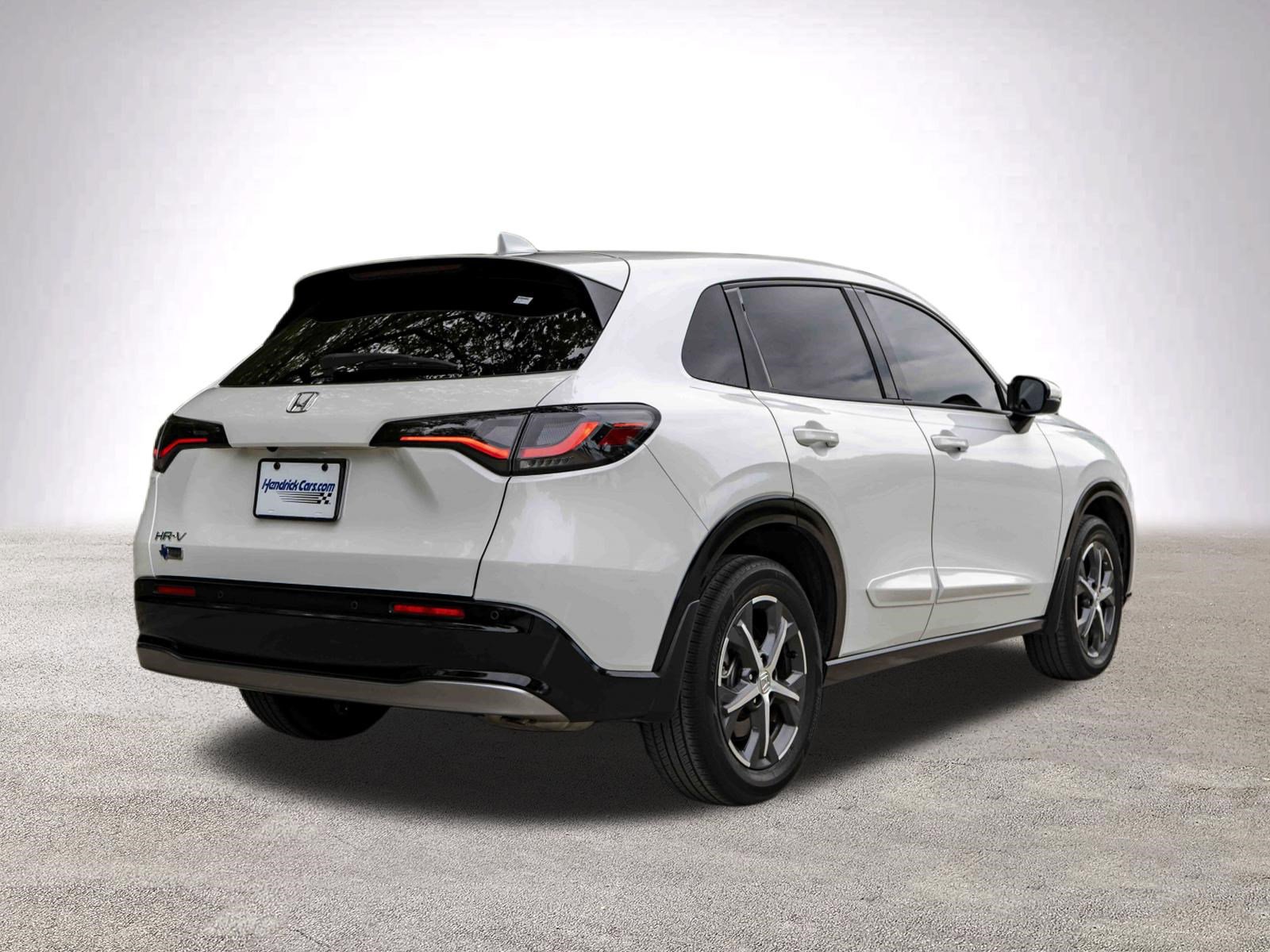 Used 2024 Honda HR-V EX-L image 9