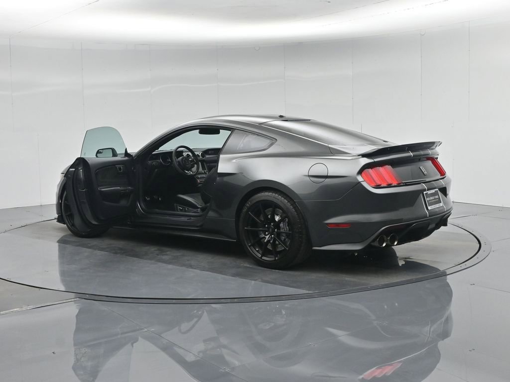 Used 2016 Ford Mustang Shelby GT350 w/ Technology Package image 33
