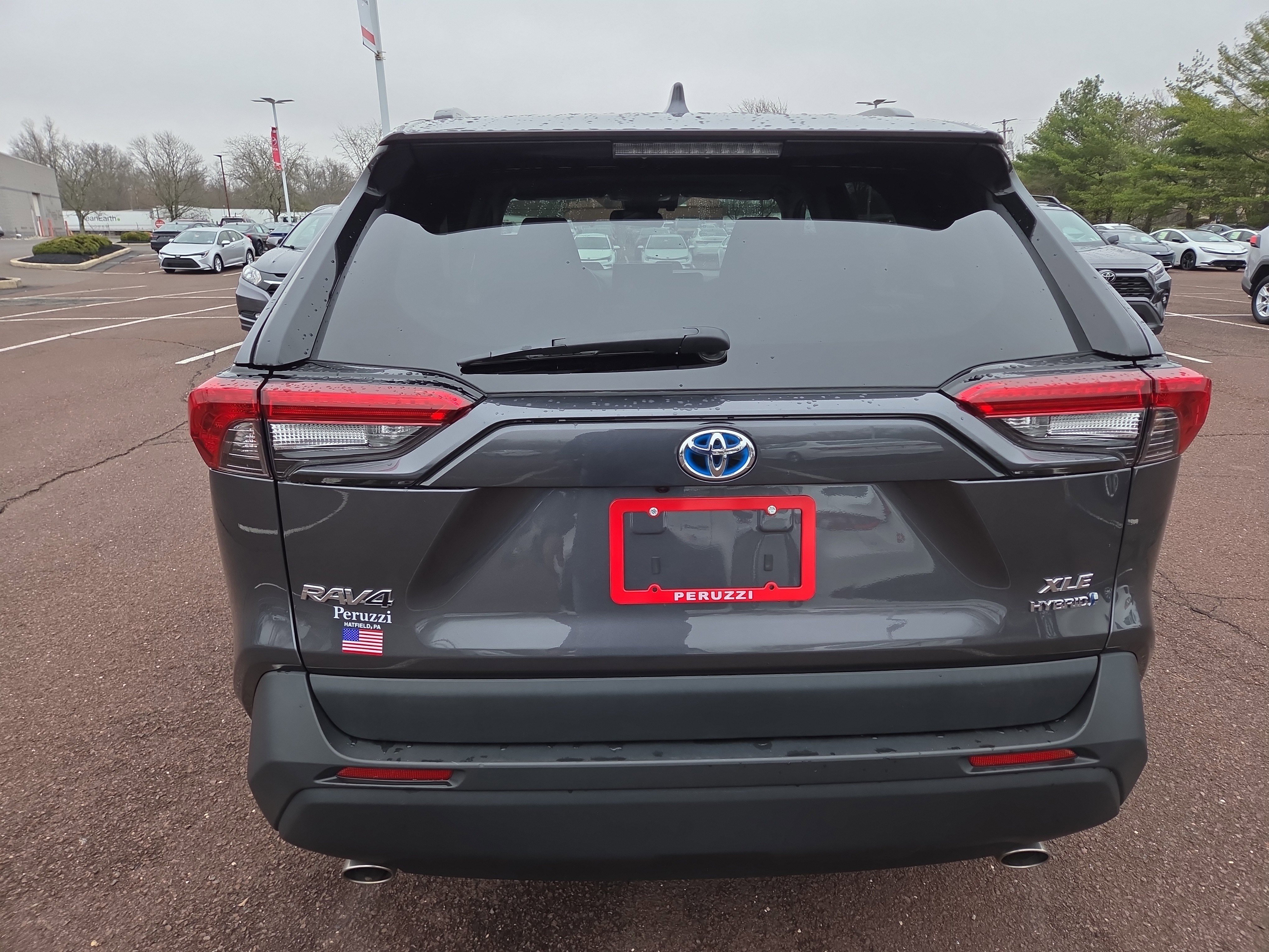 Certified 2022 Toyota RAV4 XLE w/ Convenience Package image 4