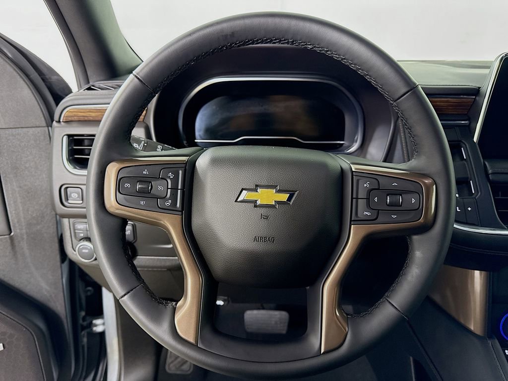 Used 2024 Chevrolet Tahoe High Country image 12