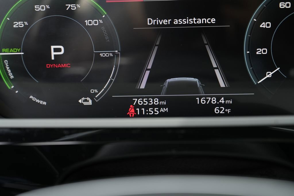 Used 2022 Audi e-tron Premium w/ Convenience Plus Package AWD/4WD image 52