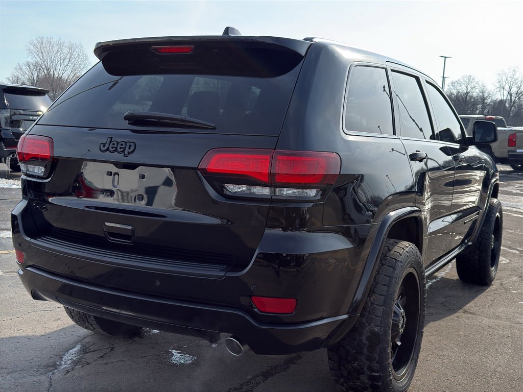 Used 2019 Jeep Grand Cherokee Altitude image 5