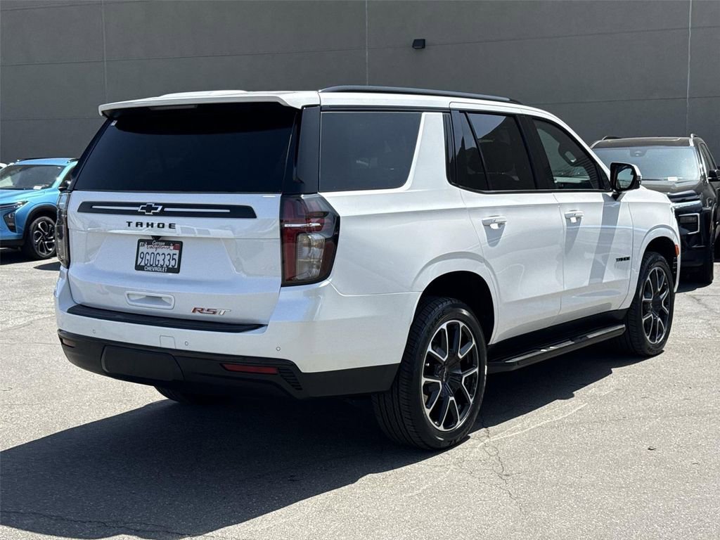Used 2023 Chevrolet Tahoe RST w/ Luxury Package AWD/4WD image 3