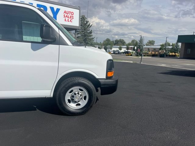 Used 2012 Chevrolet Express 2500 RWD image 15