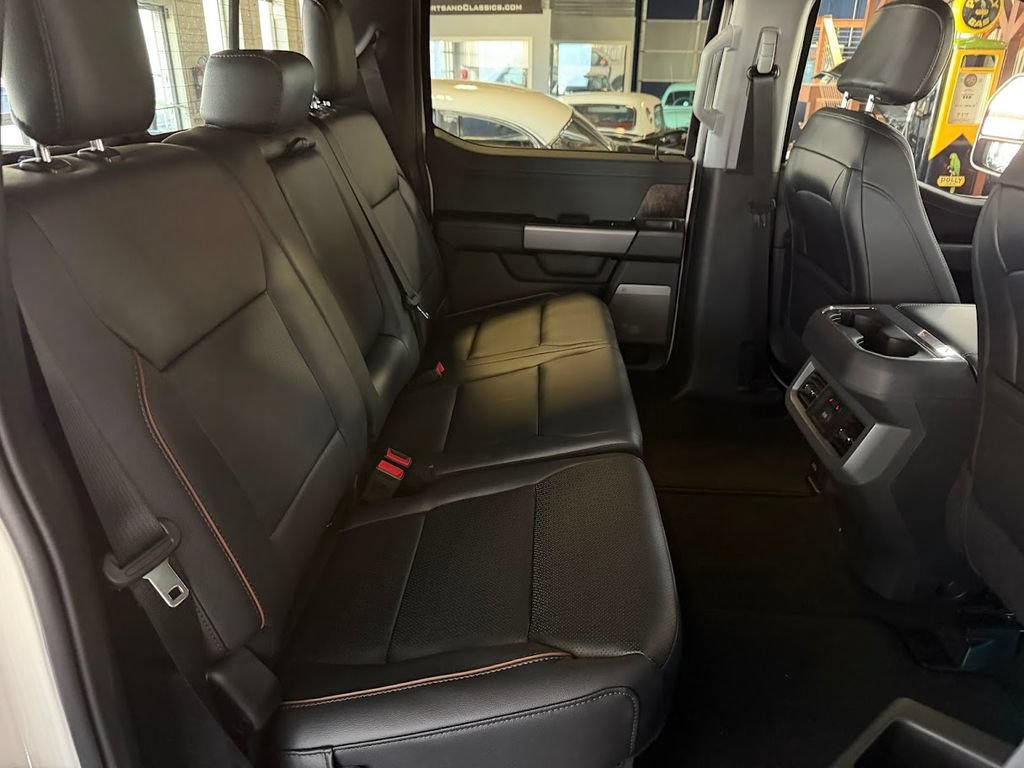 Used 2026 Ford F350 Lariat w/ Lariat Premium Package AWD/4WD image 14