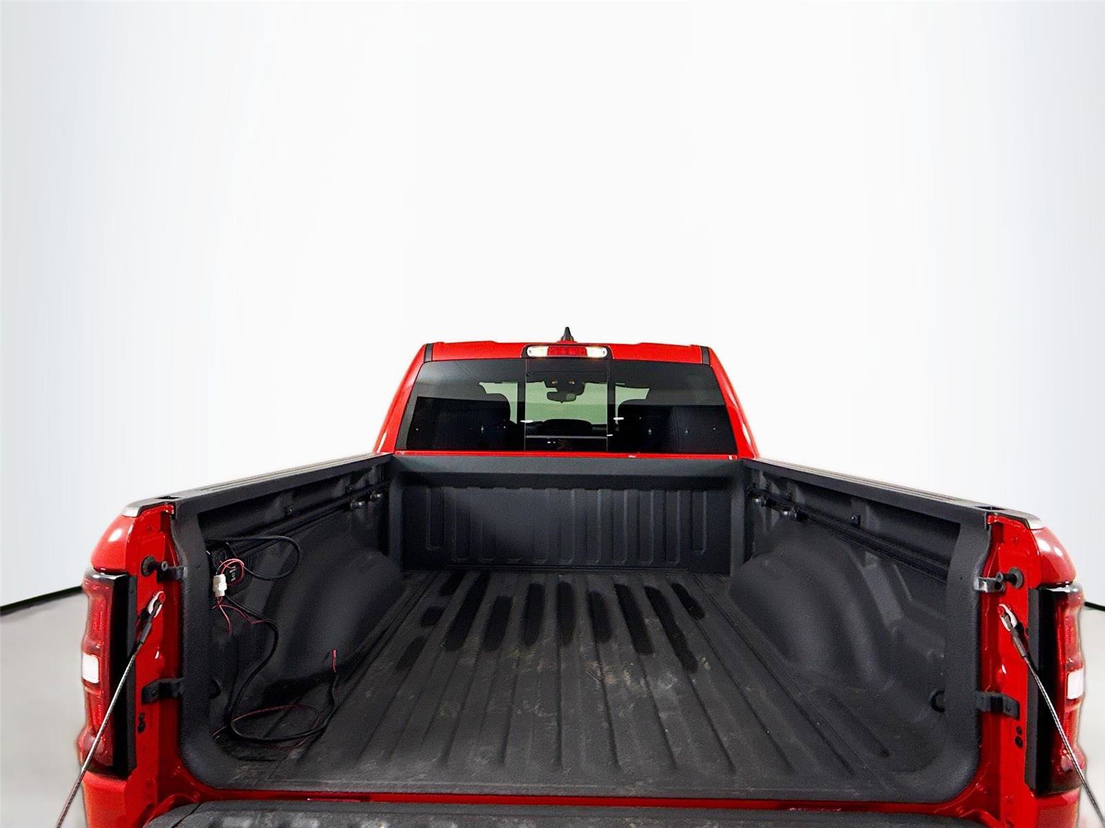 Used 2025 RAM 1500 Tradesman w/ Night Edition AWD/4WD image 24