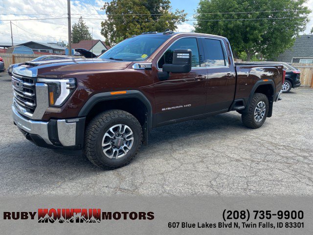 Used 2024 GMC Sierra 2500 SLE AWD/4WD image 3