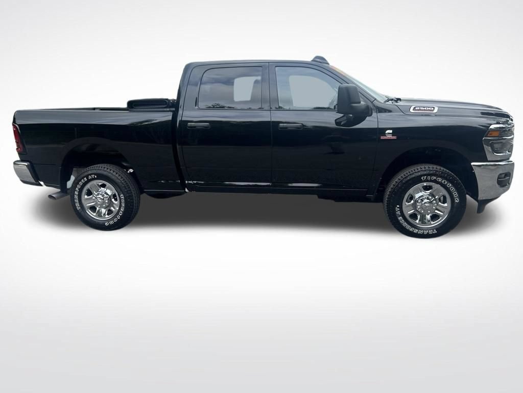 Used 2026 RAM 2500 Tradesman w/ Chrome Appearance Group AWD/4WD image 4