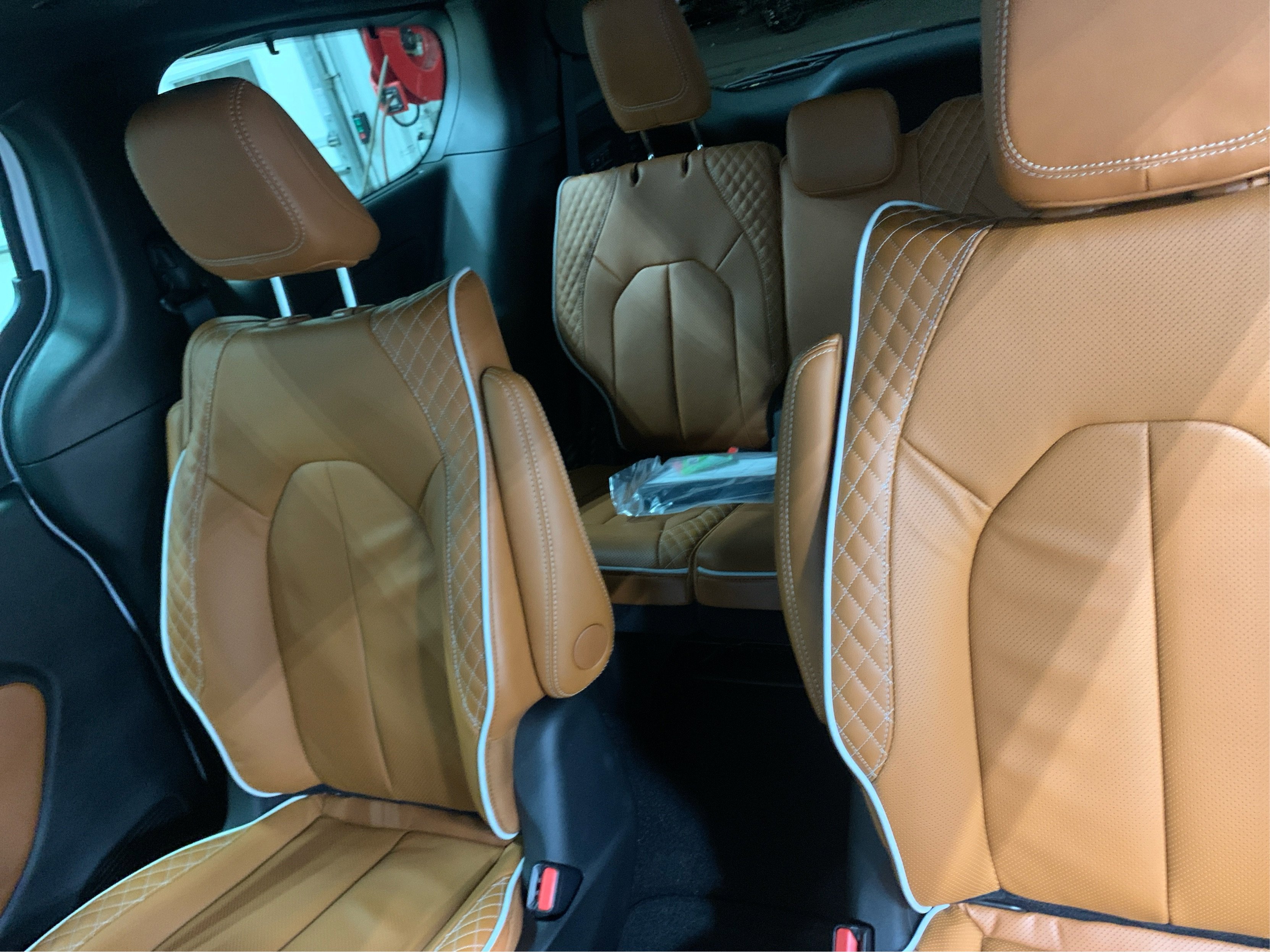 New 2026 Chrysler Pacifica Pinnacle AWD/4WD image 14