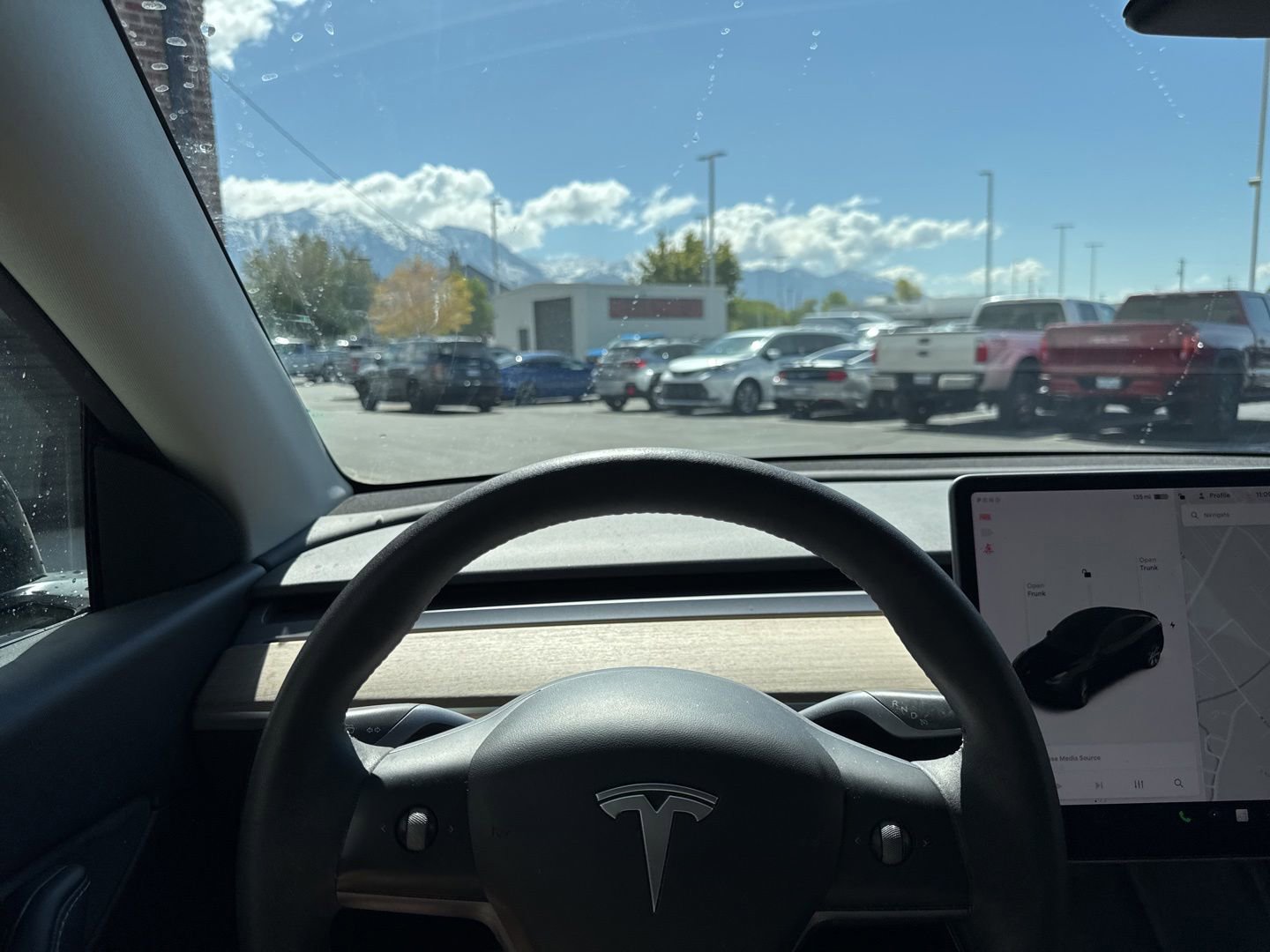 Used 2022 Tesla Model Y Long Range AWD/4WD image 19