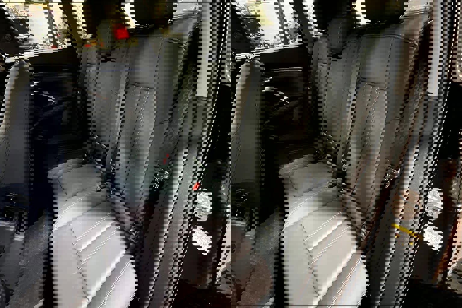 Used 2025 Audi Q5 Premium w/ Convenience Package image 20