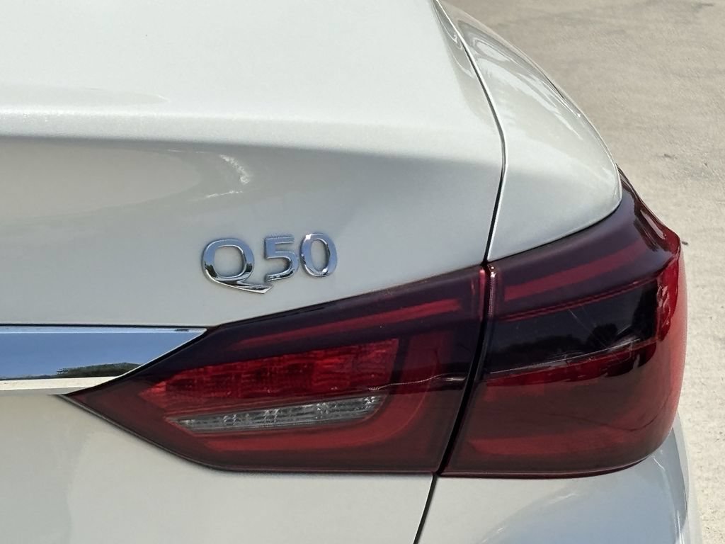 Used 2021 INFINITI Q50 Luxe w/ Cargo Package RWD image 5
