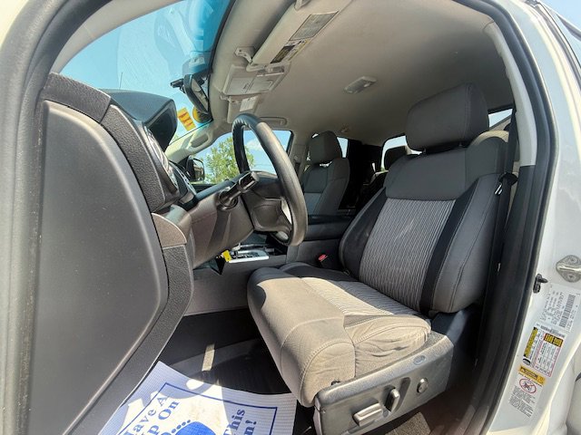 Used 2017 Toyota Tundra SR5 w/ Exterior Package AWD/4WD image 7