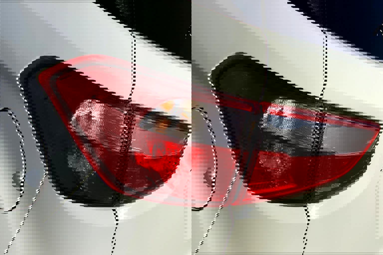 Used 2021 Ford EcoSport SE w/ SE Convenience Package image 29