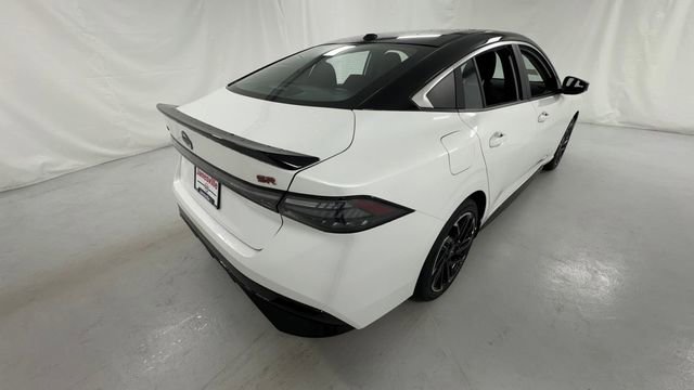 New 2026 Nissan Sentra SR FWD image 3