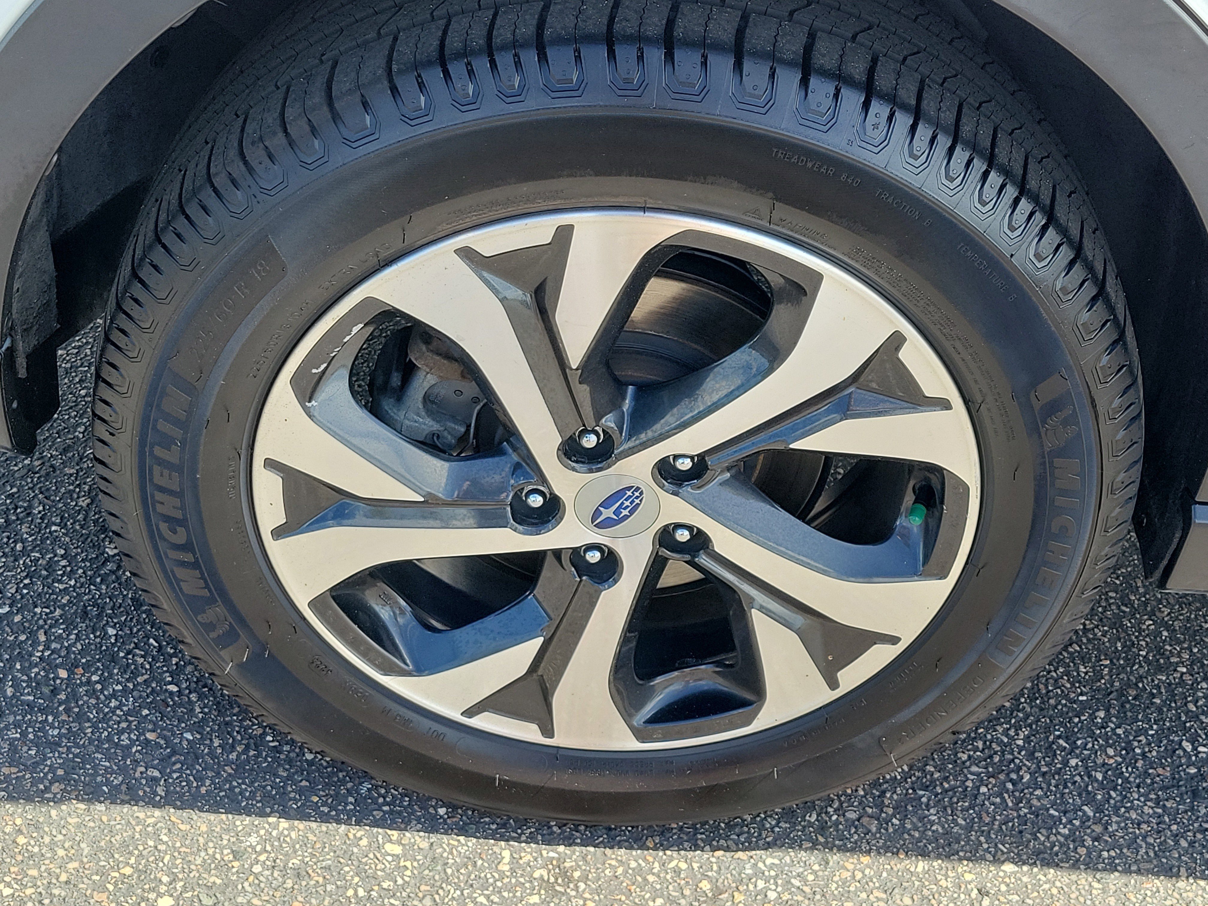 Used 2020 Subaru Outback Touring XT AWD/4WD image 10