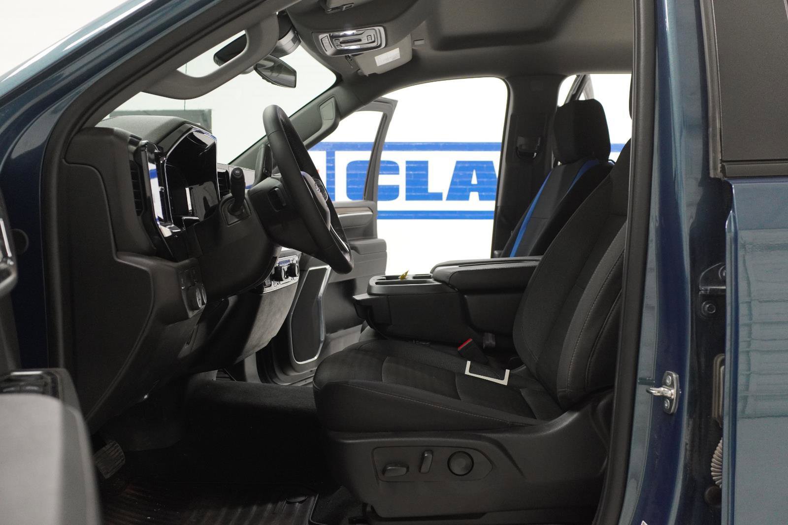 Used 2024 Chevrolet Silverado 1500 LT w/ Texas Edition Plus RWD image 10