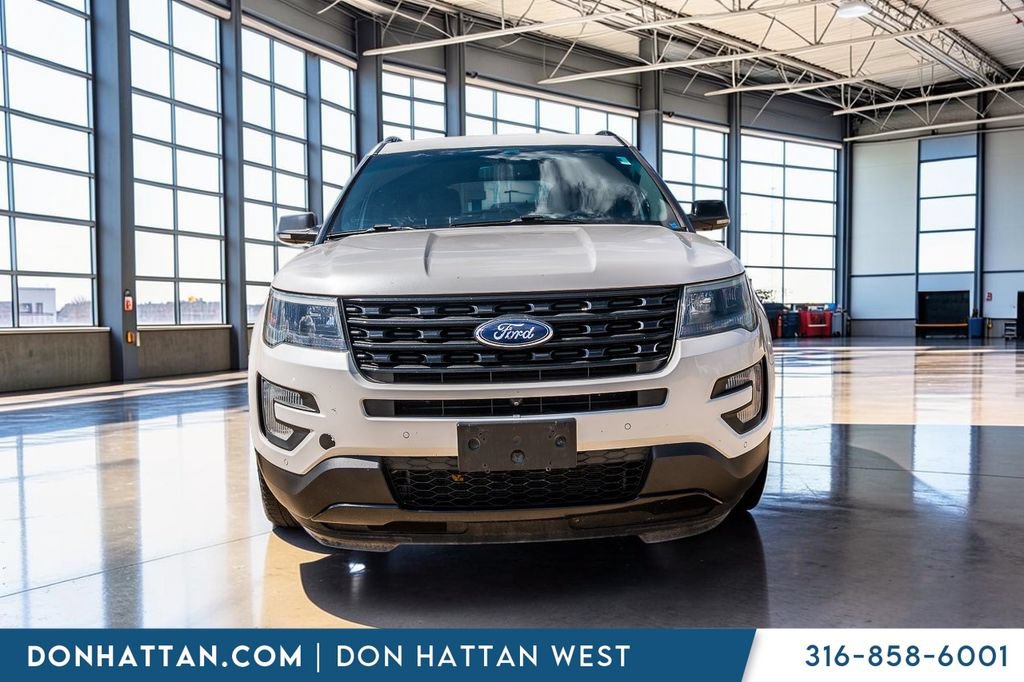 Used 2016 Ford Explorer Sport w/ Equipment Group 401A AWD/4WD image 29