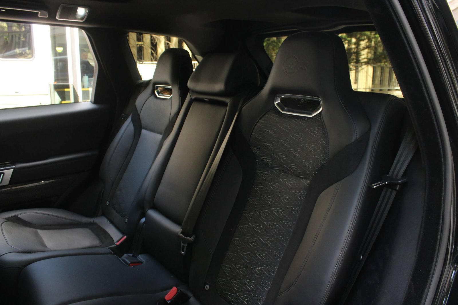 Used 2019 Land Rover Range Rover Sport SVR AWD/4WD image 19