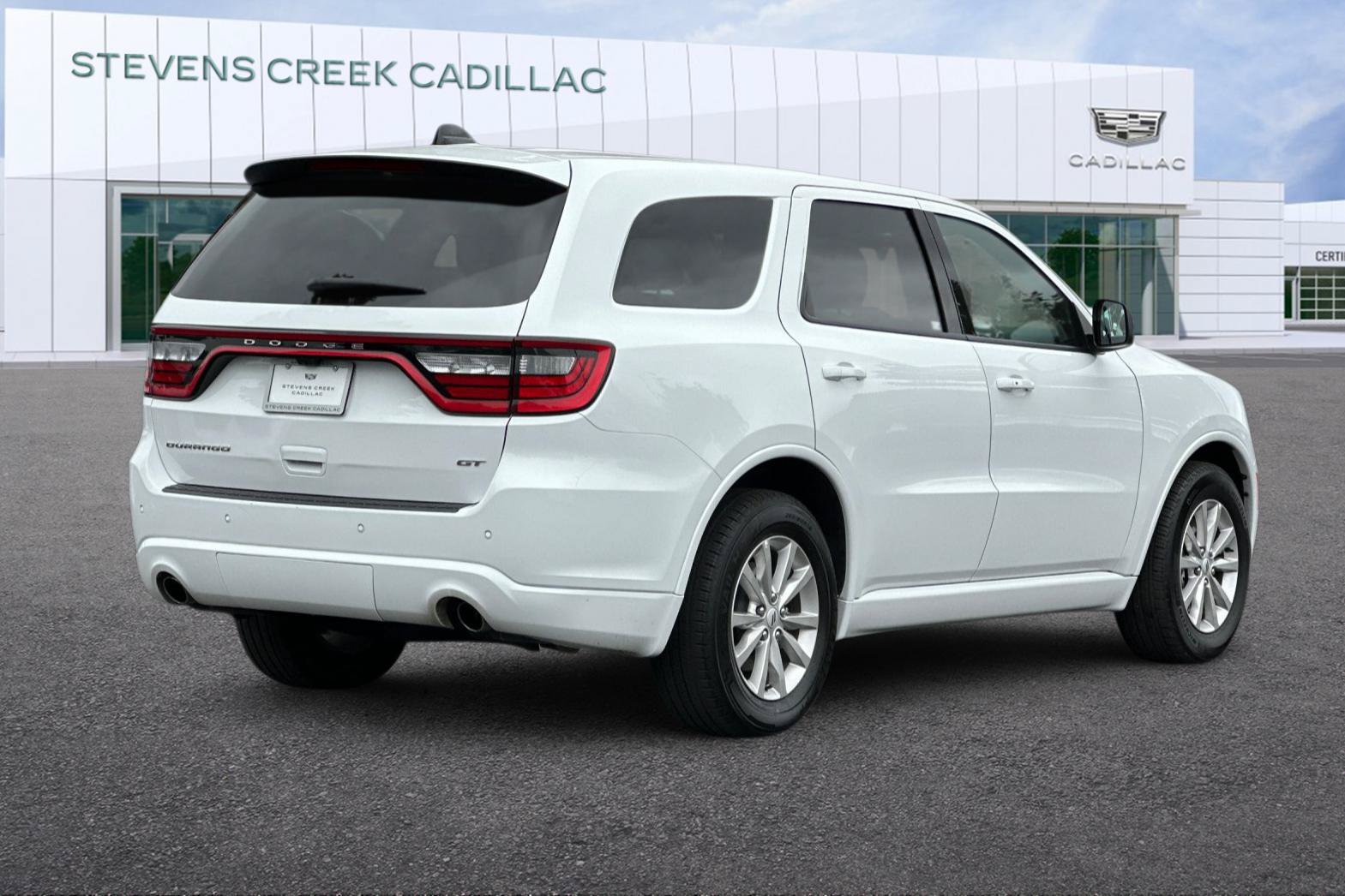 Used 2025 Dodge Durango GT RWD image 3