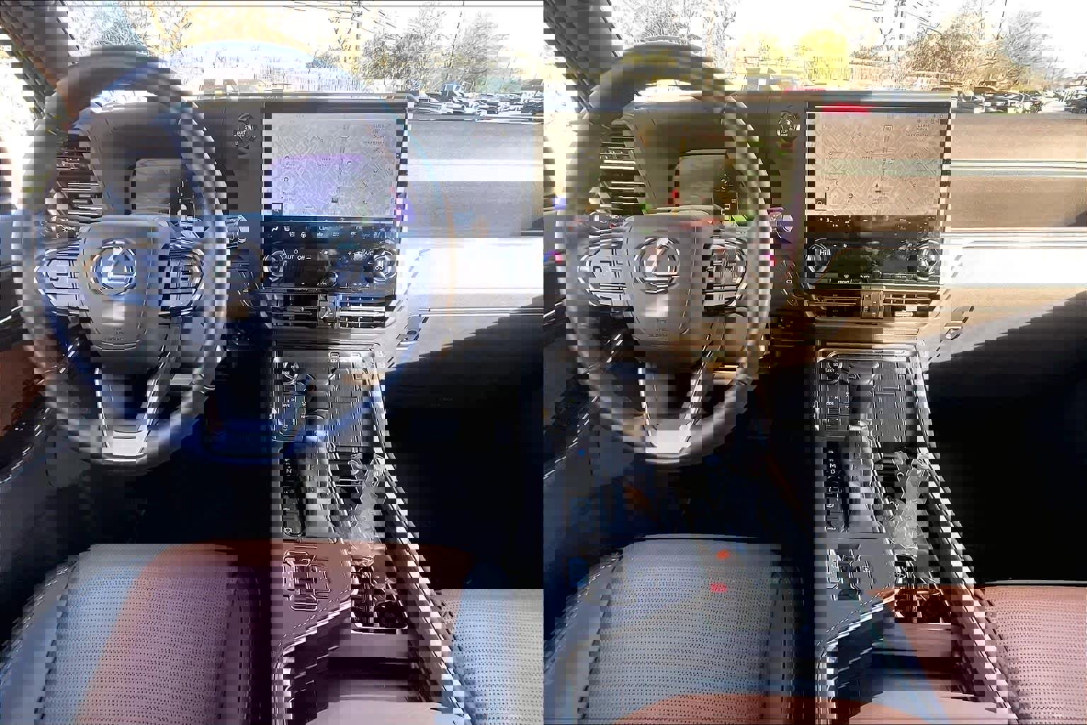 Used 2024 Lexus GX 550 w/ Accessory Package (2T) image 15