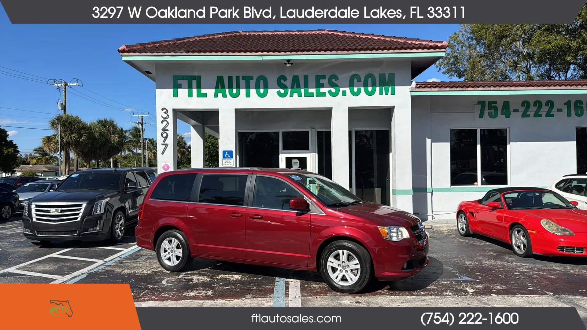 Used 2018 Dodge Grand Caravan SXT FWD image 1