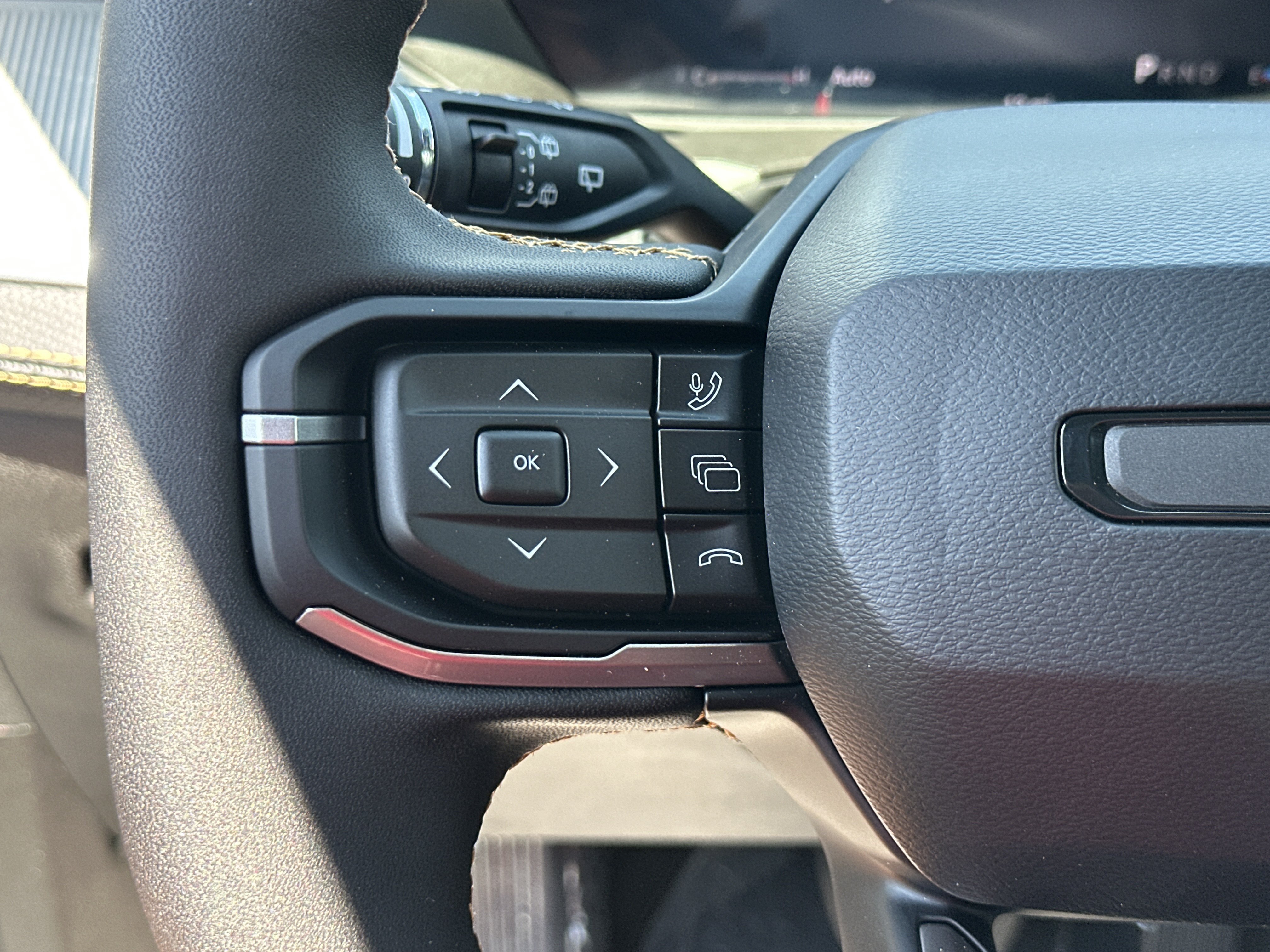New 2026 Jeep Cherokee Overland AWD/4WD image 9