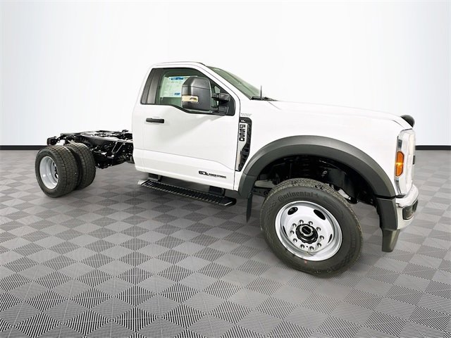New 2026 Ford F550 4x4 Regular Cab Super Duty image 3
