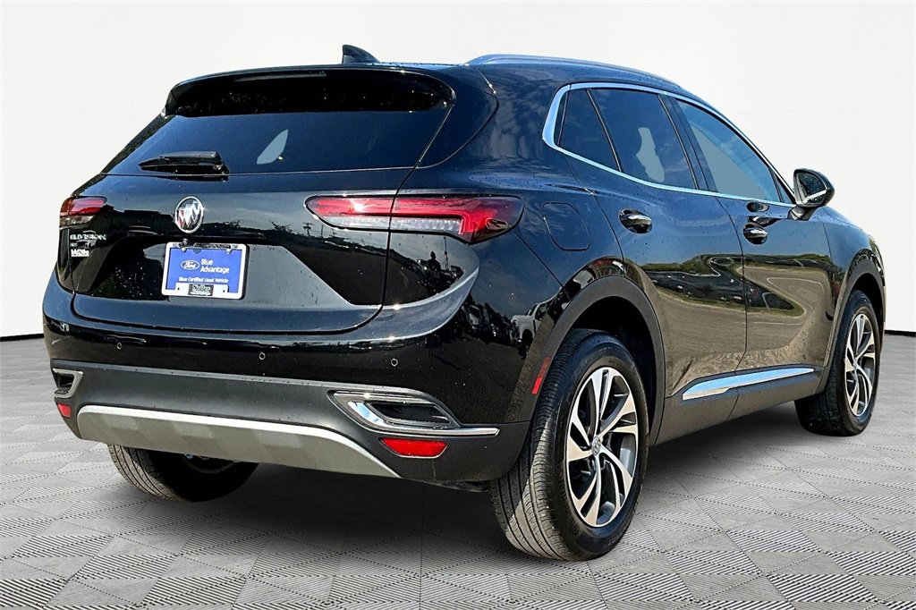 Used 2023 Buick Envision Essence image 2