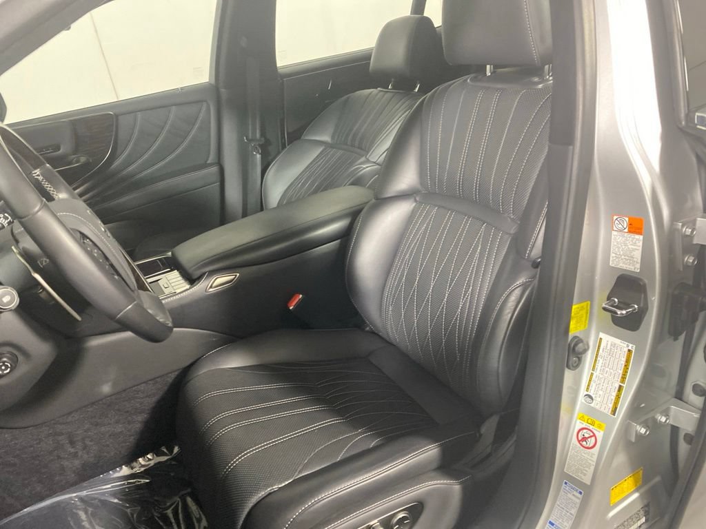 Used 2018 Lexus LS 500 AWD w/ Interior Upgrade Package image 13