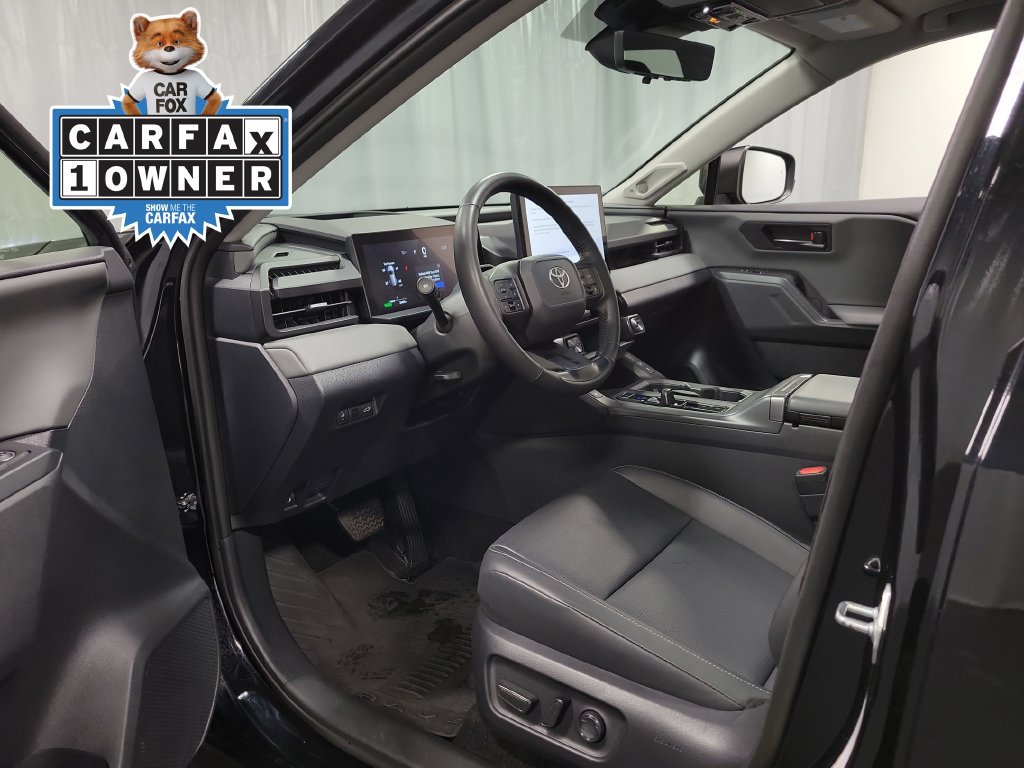 Used 2026 Toyota RAV4 Limited AWD/4WD image 12