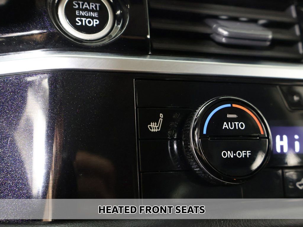 Used 2023 Nissan Pathfinder SV image 6