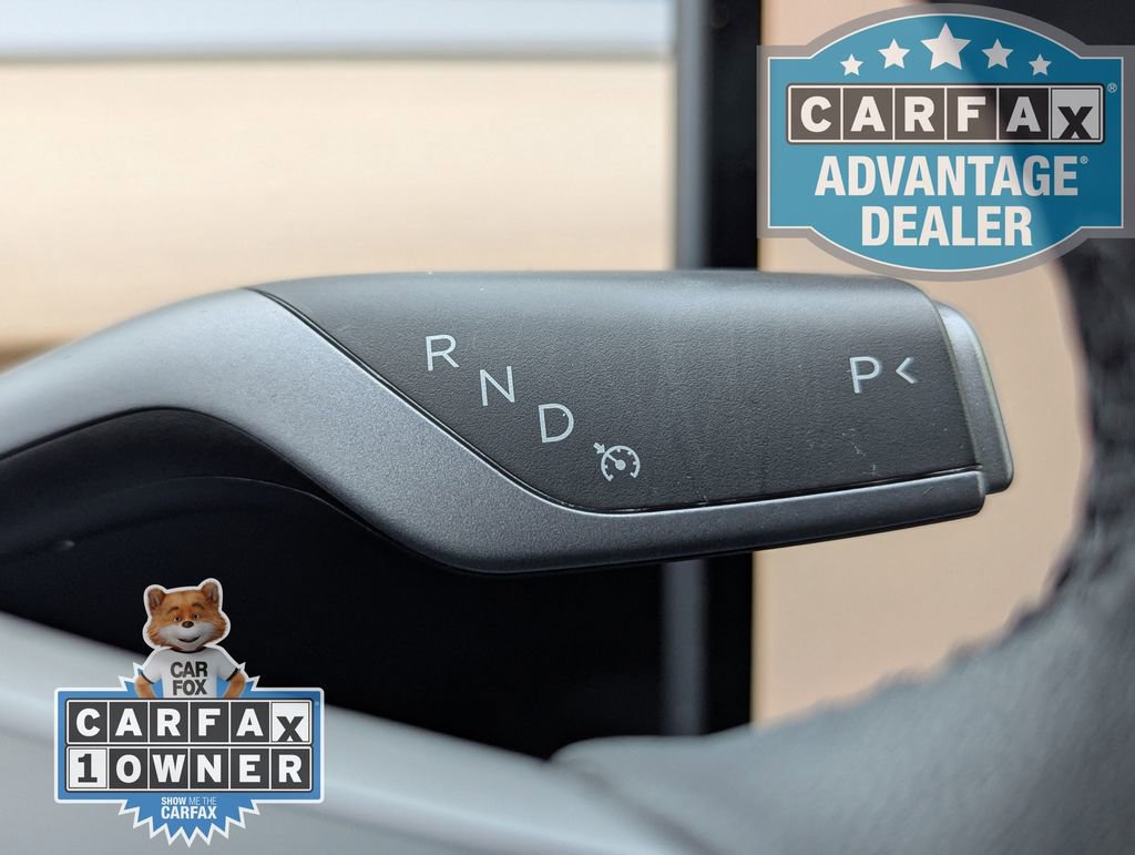 Used 2023 Tesla Model Y Performance AWD/4WD image 11