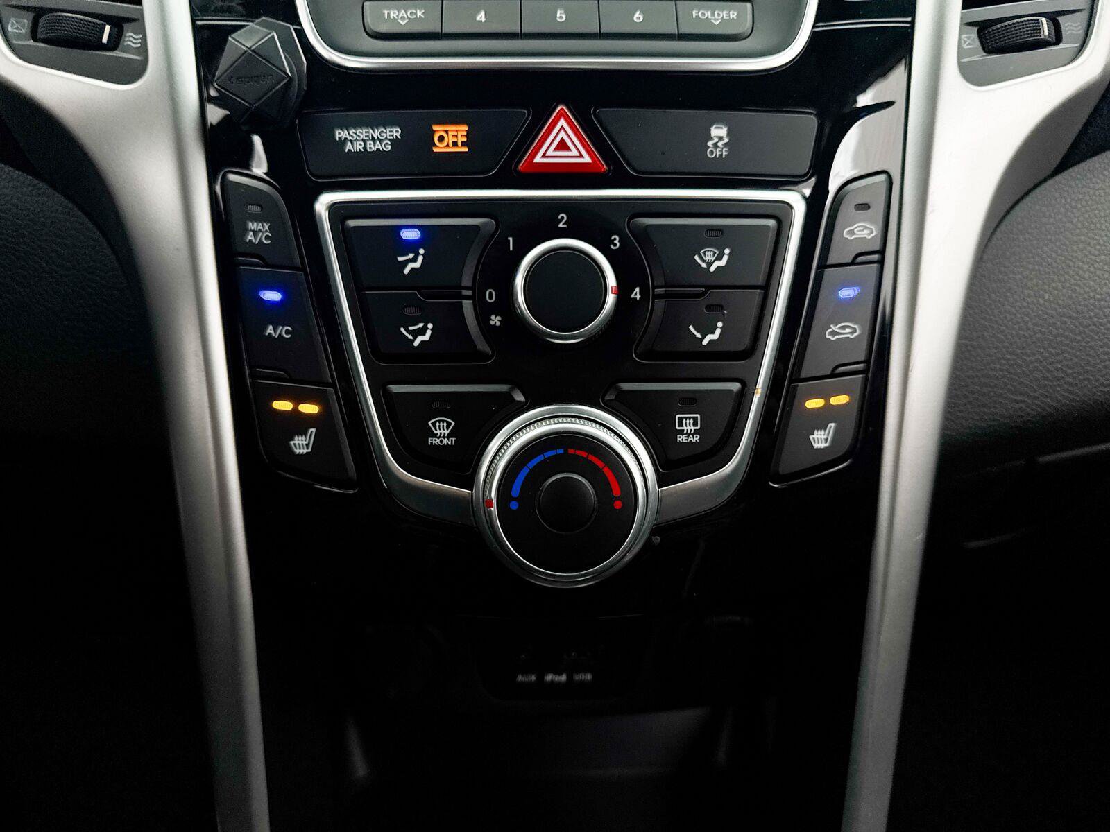 Used 2014 Hyundai Elantra GT FWD image 15