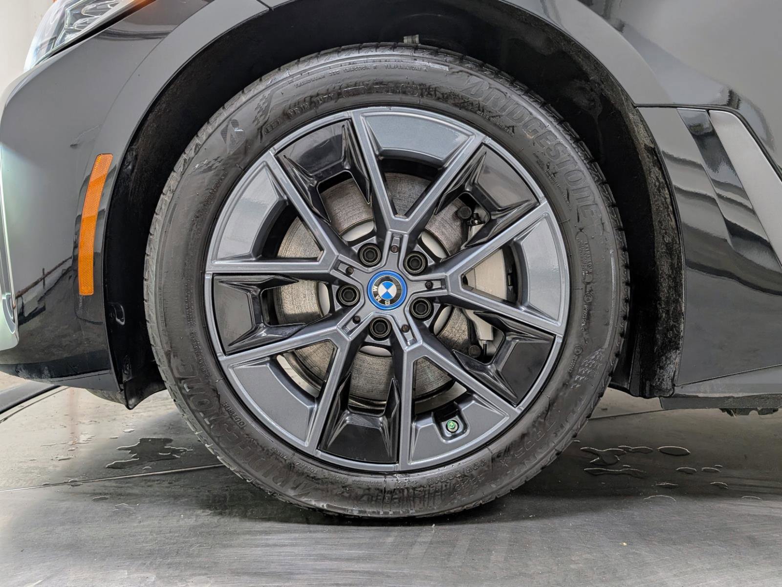 Used 2024 BMW i4 eDrive35 w/ Premium Package image 11