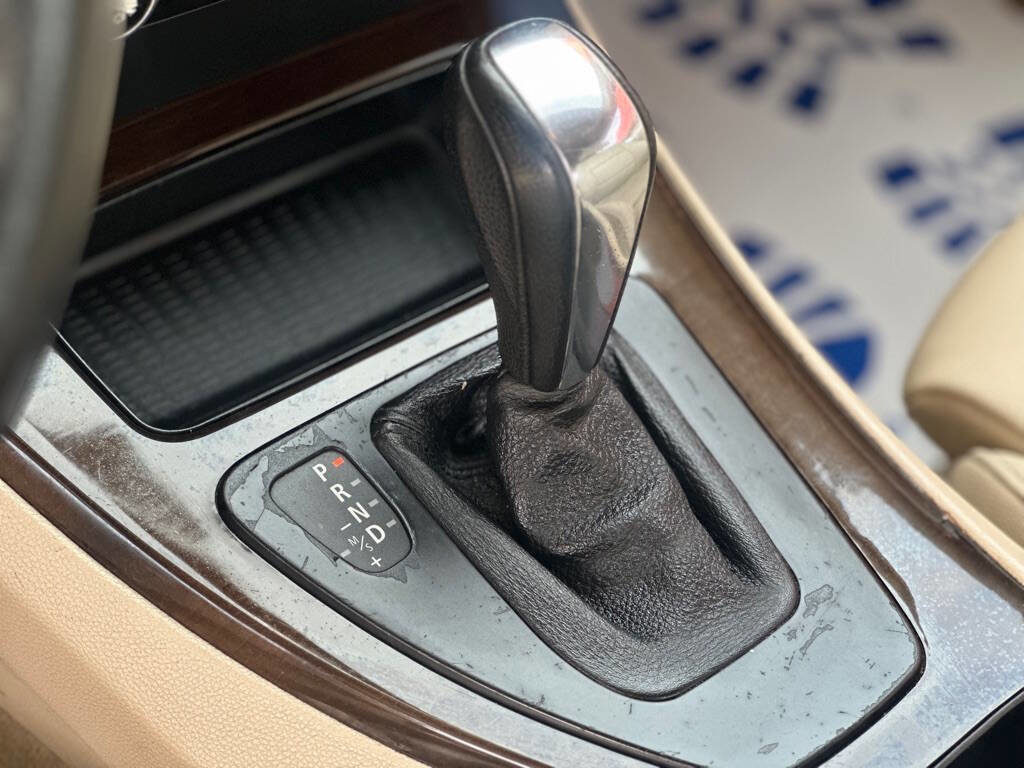 Used 2010 BMW 328i Coupe image 13