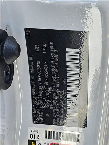 Used 2025 Toyota Sienna Limited image 25