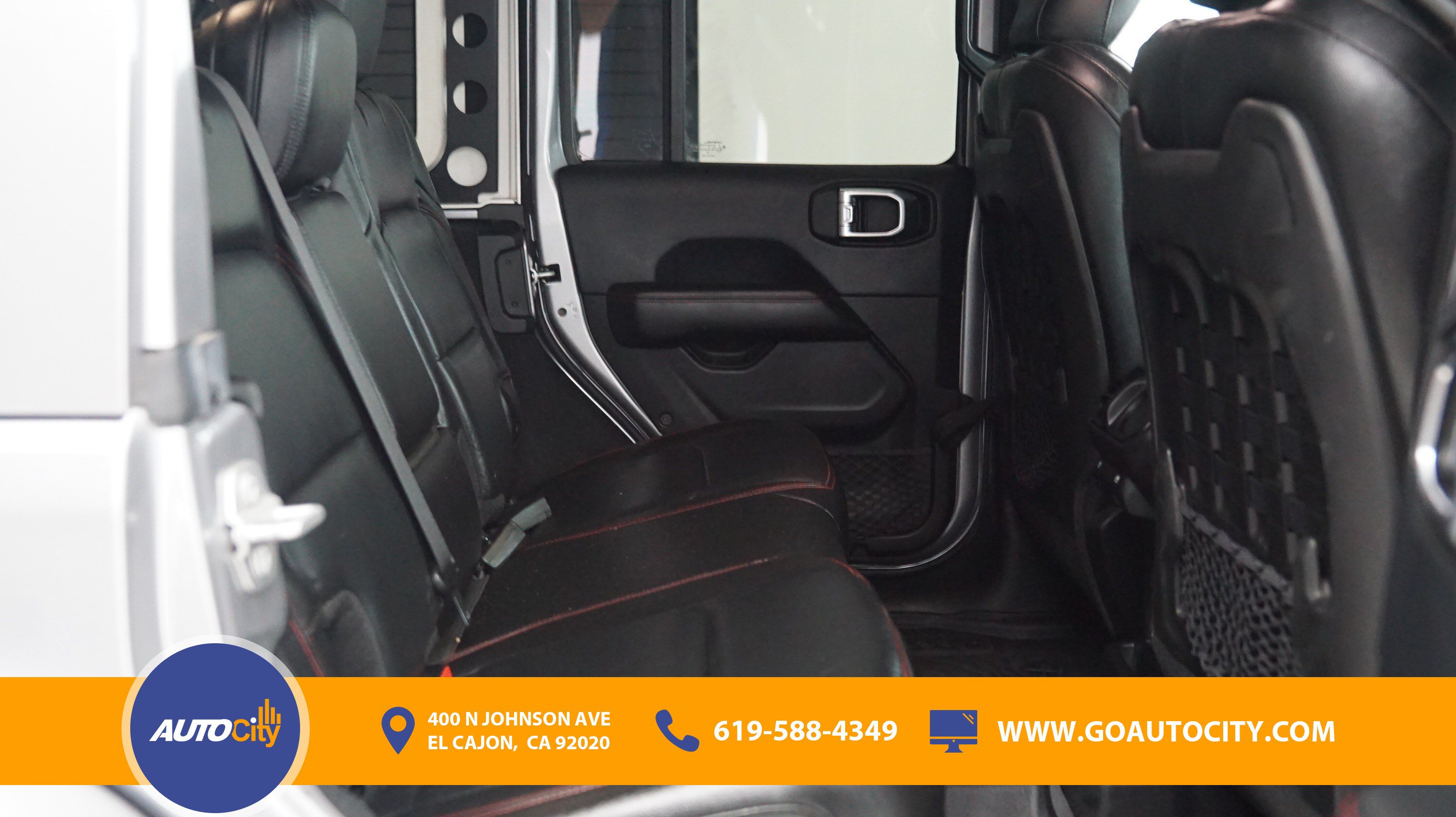 Used 2018 Jeep Wrangler Unlimited Rubicon AWD/4WD image 11