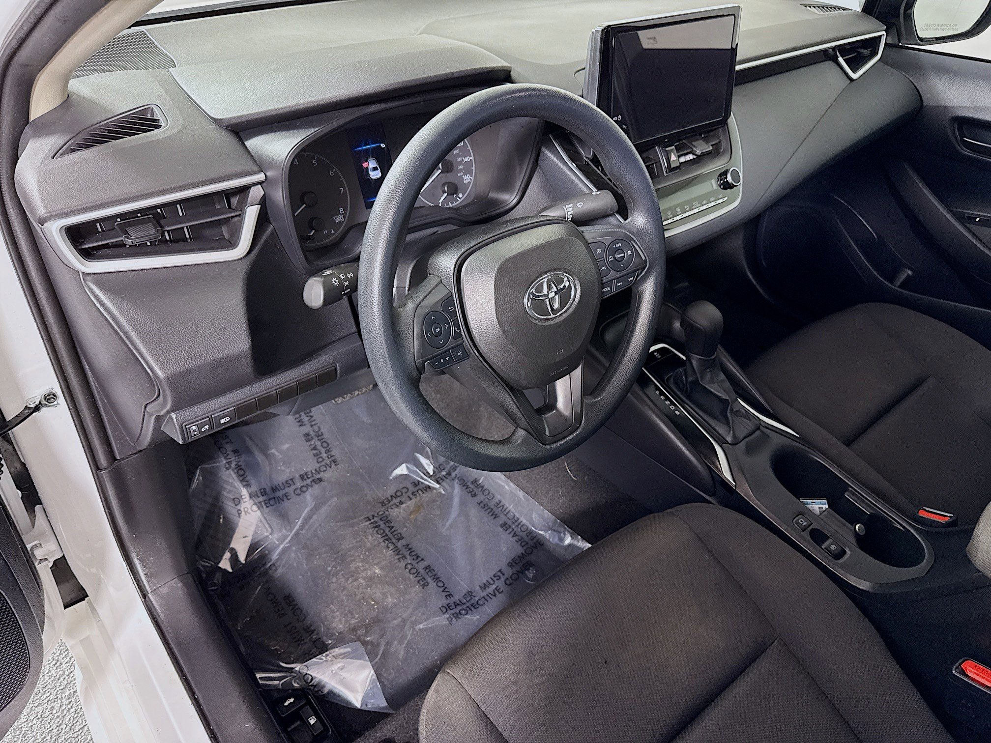 Used 2024 Toyota Corolla LE image 22