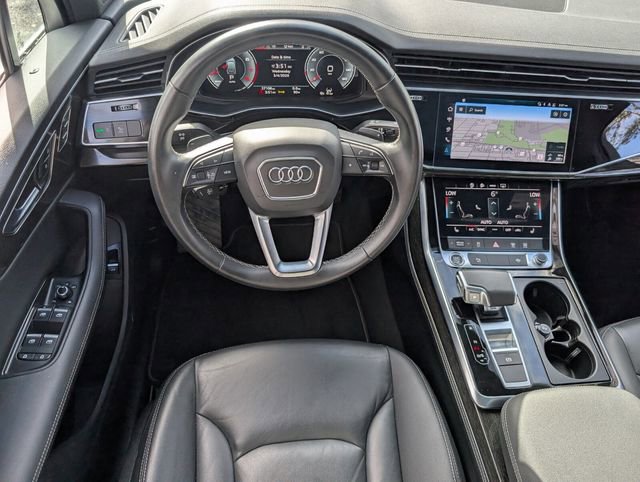 Used 2025 Audi Q7 3.0T Premium Plus AWD/4WD image 13