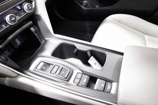 Used 2018 Honda Accord EX image 25