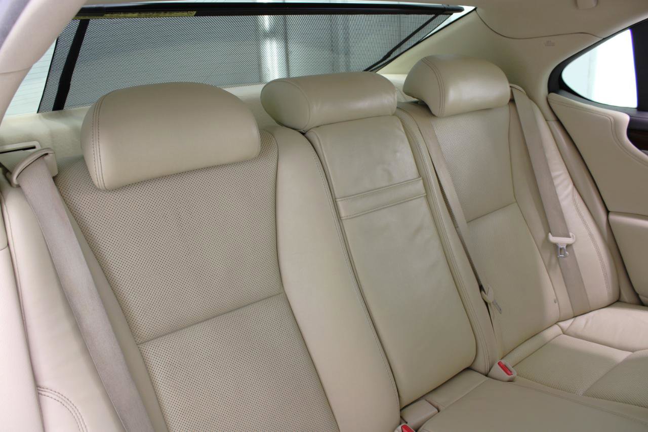 Used 2016 Lexus LS 460 w/ Comfort Package image 44