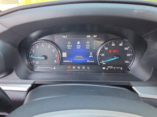 Certified 2022 Ford Explorer XLT w/ Equipment Group 202A image 3