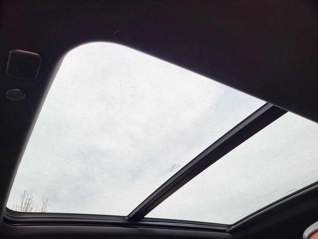 Used 2024 GMC Yukon XL Denali Ultimate image 17