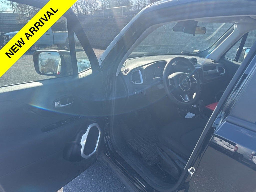 Used 2021 Jeep Renegade Sport image 12