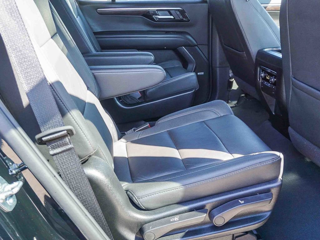 Used 2025 Chevrolet Tahoe Z71 w/ Z71 Off-Road Package image 13