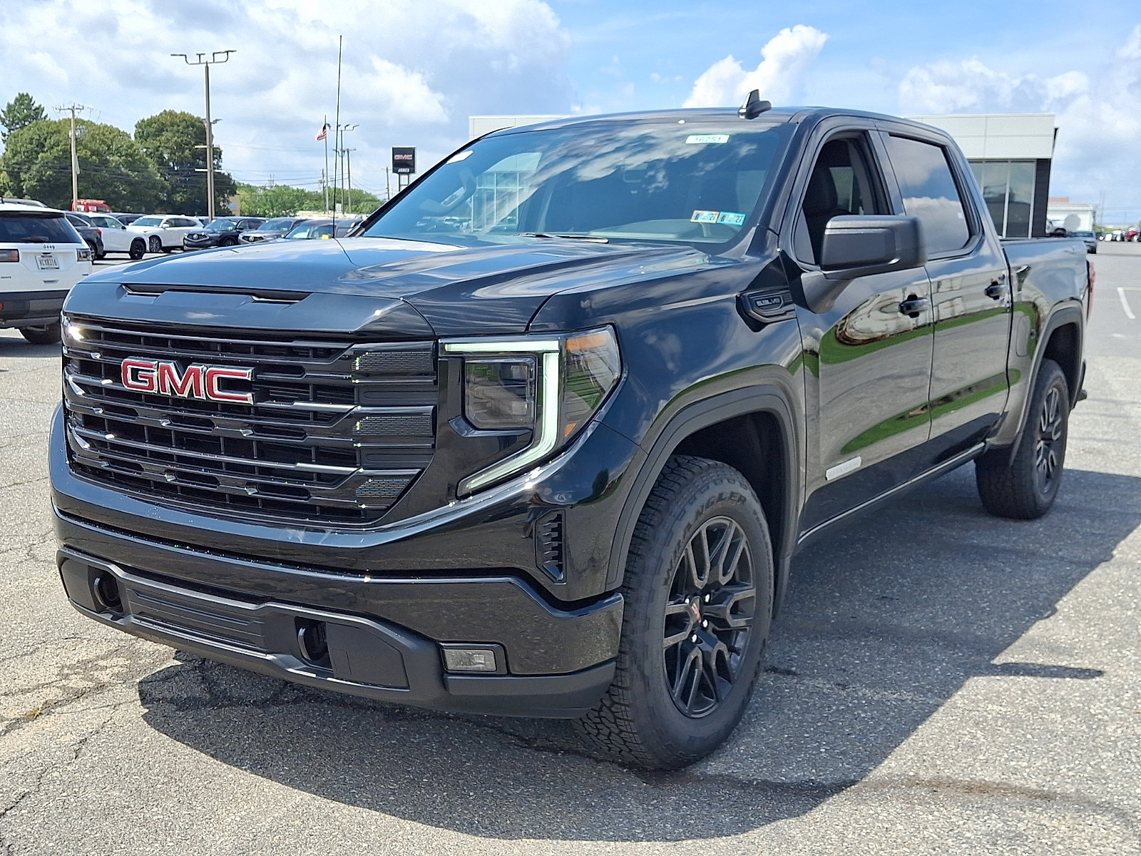 New 2026 GMC Sierra 1500 Elevation AWD/4WD image 2