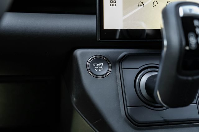 New 2026 Land Rover Defender 110 X-Dynamic SE AWD/4WD image 26