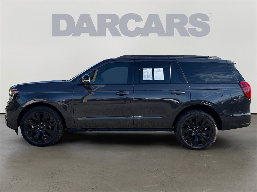 Used 2025 Ford Expedition Platinum w/ Stealth Appearance Package image 4